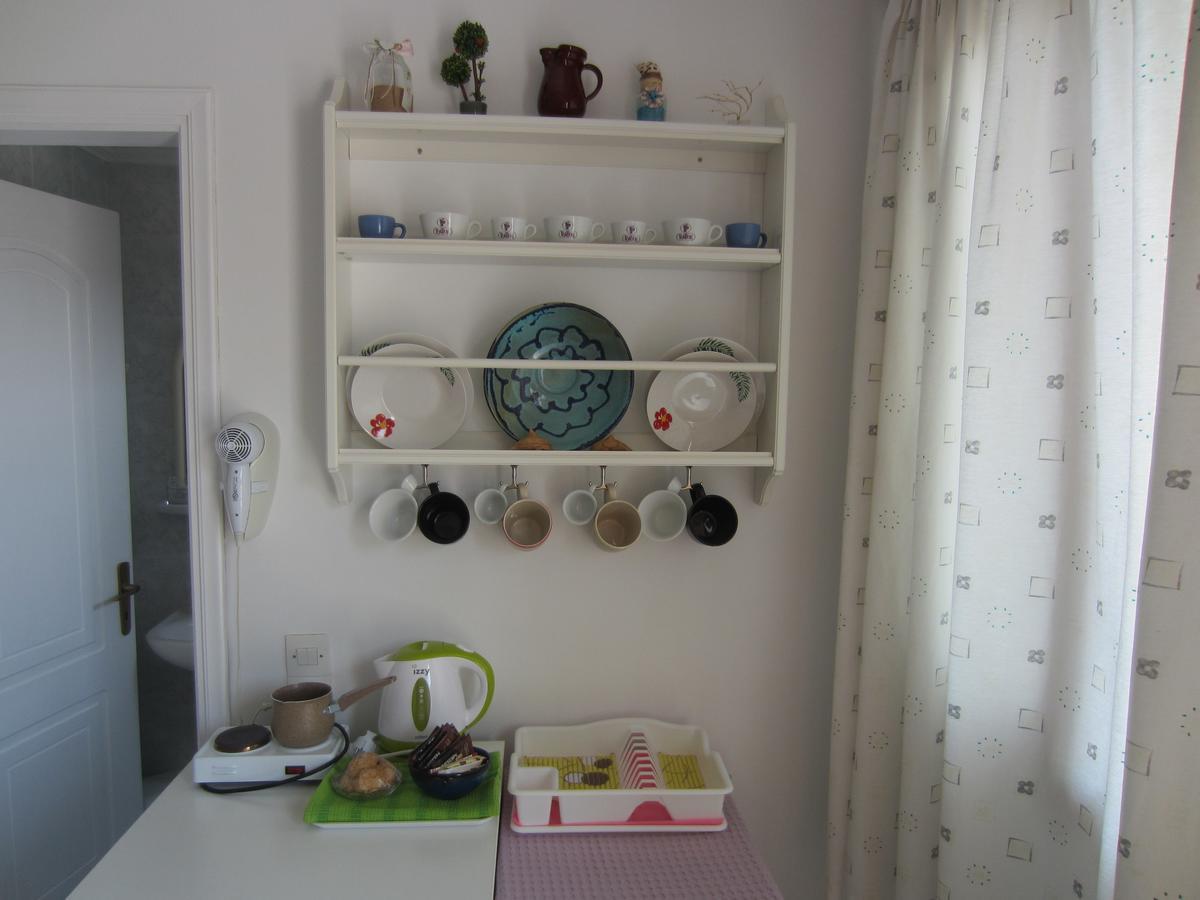 Katerina Apartments Triovasalos Екстер'єр фото